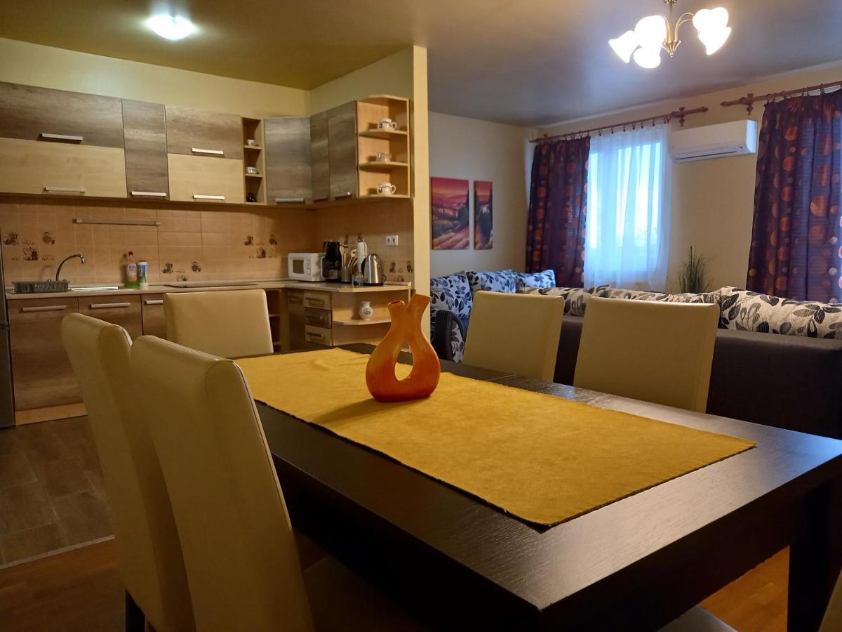 Thermal Apartman Hajdúszoboszló Eksteriør billede